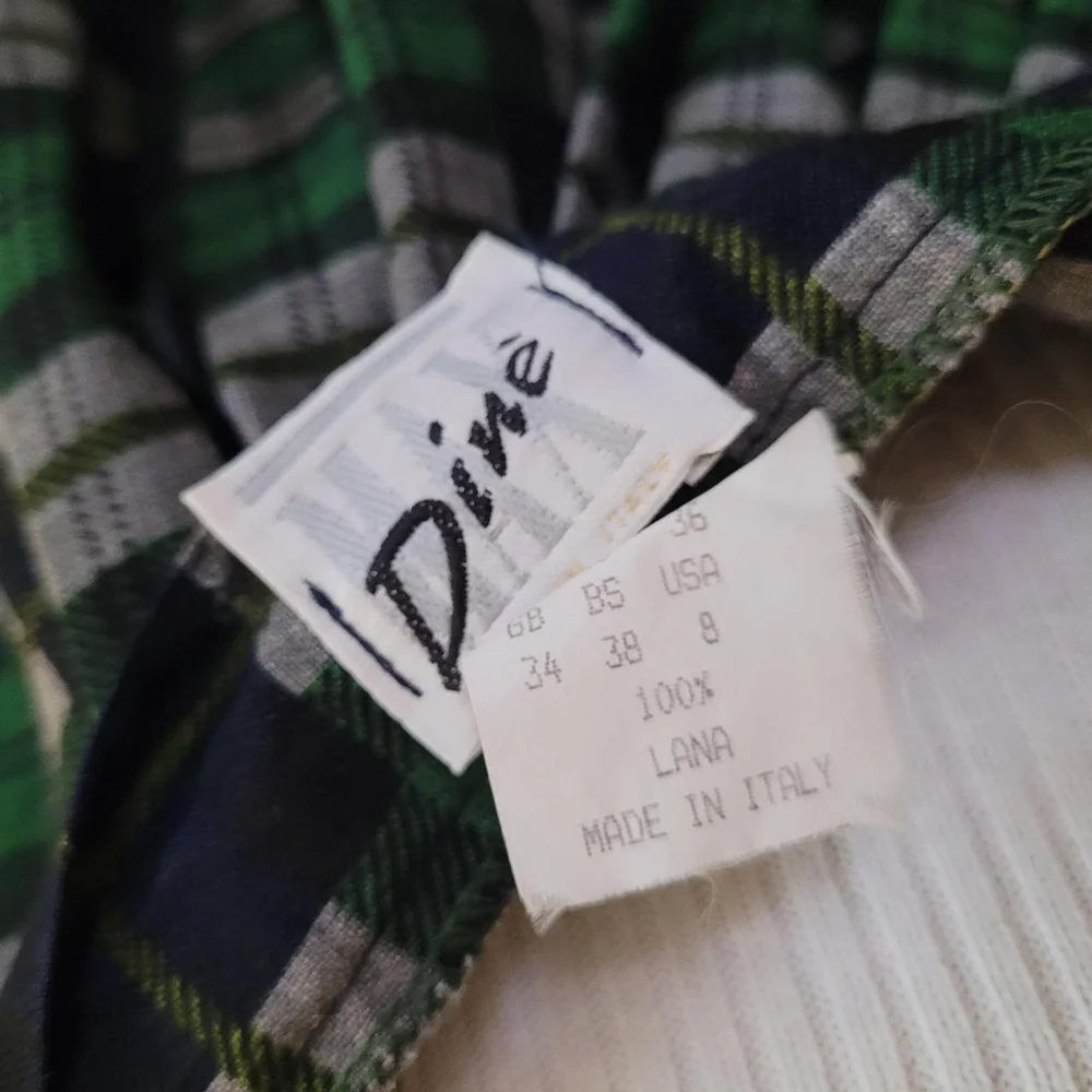 True Vintage Plaid Flare Skirt - Picture 7 of 10